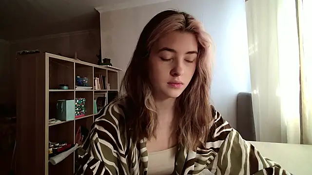 Dia DeAmas online show from 02.10.26