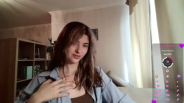 Snapshot of Dia_DeAmas chatting on 03.10.26 Dia DeAmas online show from 03.10.26