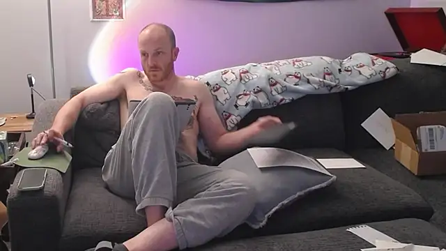 Snapshot of SeanSativa chatting on 05.24.26 SeanSativa online show from 05.24.26