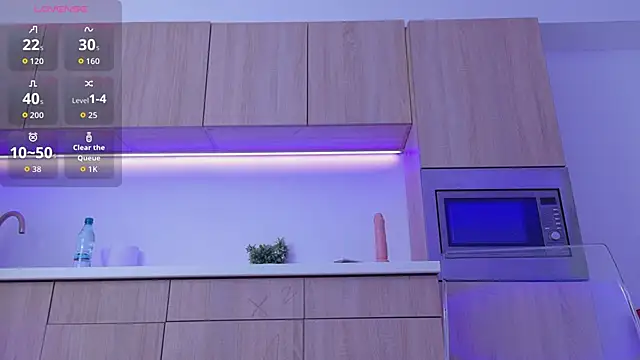 Elly Bliss online show from 01.10.26