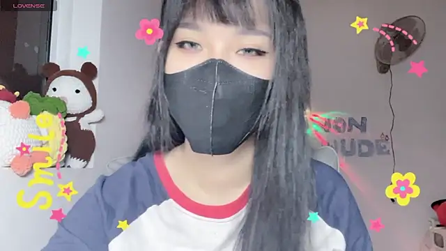 Snapshot of Tieu-May chatting on 07.08.26 Tieu-May online show from 07.08.26