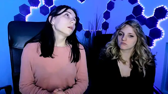 sweetie chloe  online show from 04.12.26