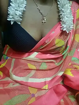 Snapshot of tamil-Diya90 chatting on 01.13.26 tamil-Diya90 online show from 01.13.26