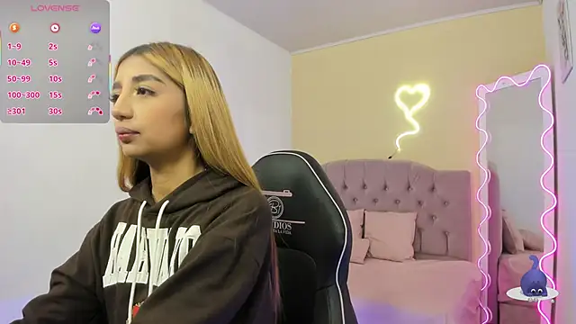 Snapshot of IRINA_TAY1 chatting on 01.14.26 IRINA TAY1 online show from 01.14.26