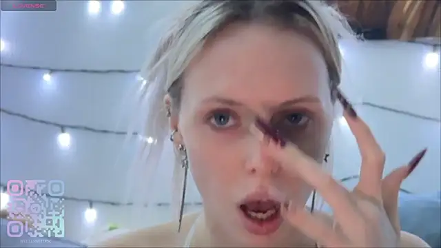 Snapshot of stillsweety chatting on 01.06.26 stillsweety online show from 01.06.26