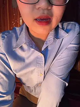 Bong lovelyy online show from 01.09.26