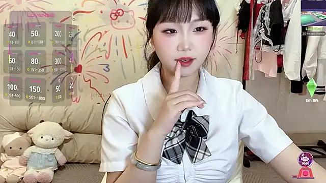 Snapshot of xiaoguai99 chatting on 04.08.26 xiaoguai99 online show from 04.08.26