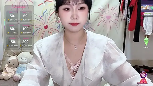 Snapshot of xiaoguai99 chatting on 04.18.26 xiaoguai99 online show from 04.18.26