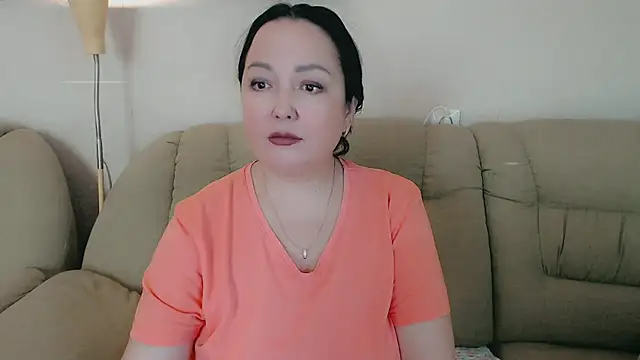 Snapshot of infinity_loveliness chatting on 11.19.25 infinity loveliness online show from 11.19.25