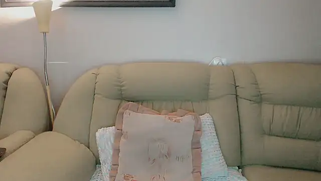 Snapshot of infinity_loveliness chatting on 12.05.25 infinity loveliness online show from 12.05.25