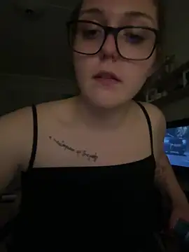 DaisyBaizee online show from 06.01.26