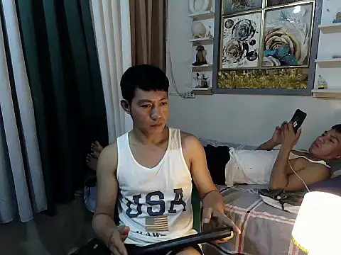 xfuckerboyx online show from 08.04.26
