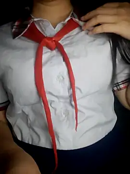 Snapshot of lina_loveee chatting on 06.23.26 lina loveee online show from 06.23.26