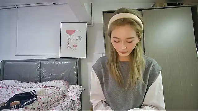 Snapshot of djjfnfczks chatting on 03.13.26 djjfnfczks online show from 03.13.26