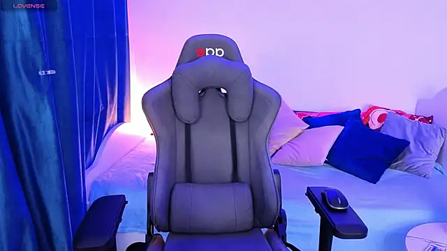 lucidangelok1 online show from 04.15.26