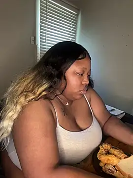 Chocolatebunnyxx96 online show from 03.22.26