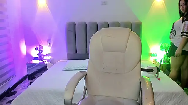 ThaliaBrookss  online show from 02.17.26