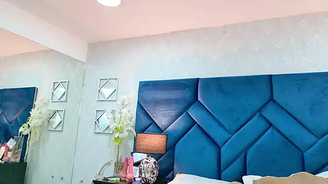 Snapshot of CintiaHolms chatting on 03.13.26 CintiaHolms online show from 03.13.26