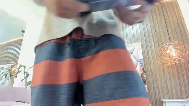 Snapshot of james__walsh chatting on 02.18.26 james walsh online show from 02.18.26