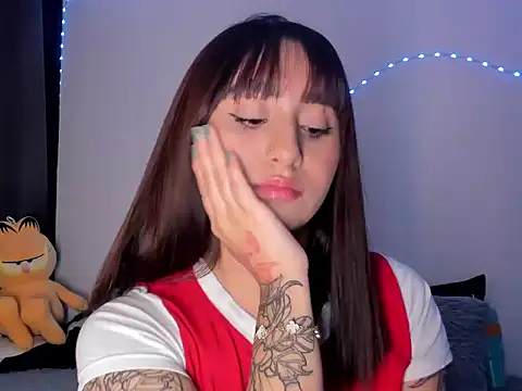 Snapshot of Roseholden chatting on 02.15.26 Roseholden online show from 02.15.26