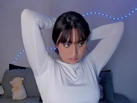 Snapshot of Roseholden chatting on 02.16.26 Roseholden online show from 02.16.26