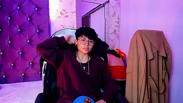 velvet mystic online show from 06.03.26