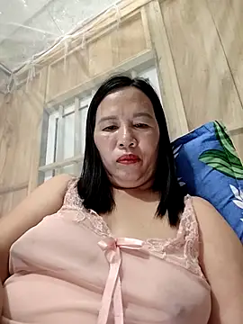 Snapshot of Clinic_139 chatting on 03.30.26 Clinic 139 online show from 03.30.26