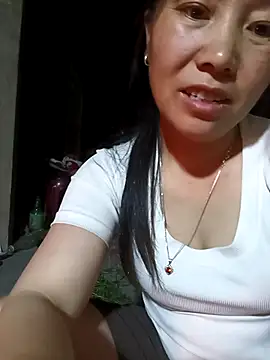 Snapshot of vesla-2k chatting on 04.12.26 vesla-2k online show from 04.12.26