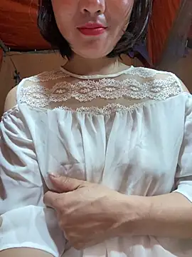 Snapshot of Some-03 chatting on 04.10.26 Some-03 online show from 04.10.26