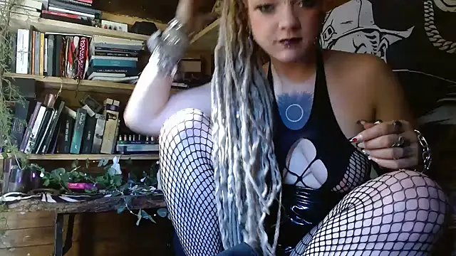 Snapshot of spiralhokkaido23 chatting on 04.28.26 spiralhokkaido23 online show from 04.28.26