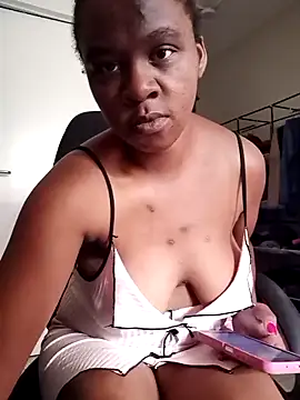 Snapshot of princess-boobz chatting on 04.24.26 princess-boobz online show from 04.24.26
