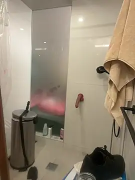 8plus4u2 online show from 01.12.26