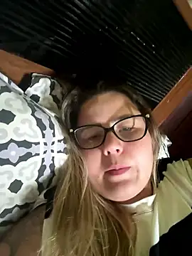 Snapshot of Melmia28 chatting on 01.07.26 Melmia28 online show from 01.07.26