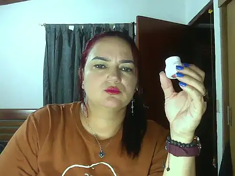 Snapshot of Roja_tentacion chatting on 05.08.26 Roja tentacion online show from 05.08.26