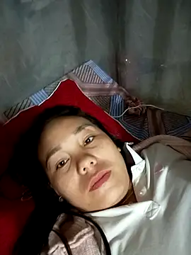 Snapshot of vanvan005 chatting on 03.04.26 vanvan005 online show from 03.04.26