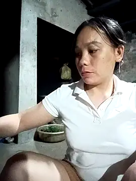 Snapshot of vanvan005 chatting on 03.04.26 vanvan005 online show from 03.04.26