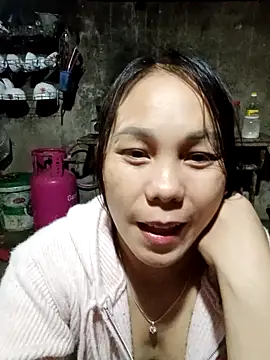 Snapshot of vanvan005 chatting on 03.18.26 vanvan005 online show from 03.18.26