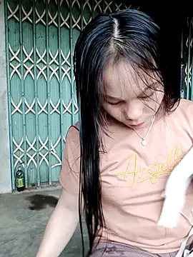 Snapshot of vanvan005 chatting on 04.04.26 vanvan005 online show from 04.04.26