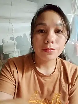 Snapshot of vanvan005 chatting on 04.05.26 vanvan005 online show from 04.05.26