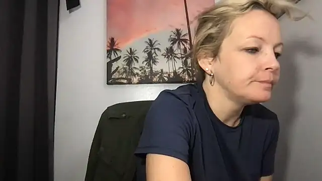 Snapshot of SattivvaXXX chatting on 02.18.26 SattivvaXXX online show from 02.18.26