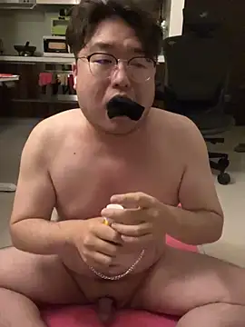 W0Ijn online show from 02.05.26