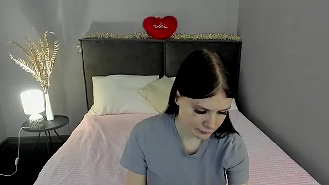 SkinyJoys online show from 02.27.26