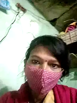 Snapshot of Miss__soniya106 chatting on 02.02.26 Miss soniya106 online show from 02.02.26