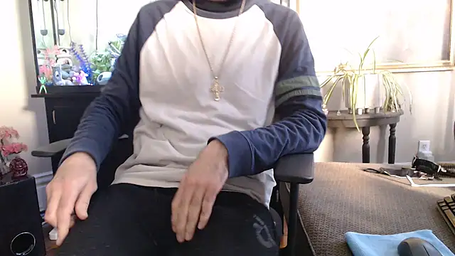 Snapshot of EspanolVato chatting on 02.25.26 EspanolVato online show from 02.25.26