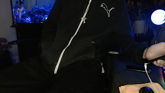 Snapshot of EspanolVato chatting on 03.13.26 EspanolVato online show from 03.13.26