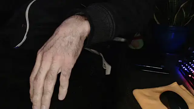 Snapshot of EspanolVato chatting on 03.29.26 EspanolVato online show from 03.29.26