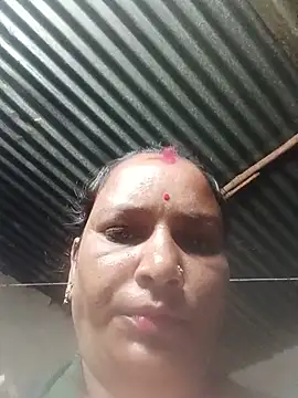 Snapshot of Hot_hiuj chatting on 07.19.26 Hot hiuj online show from 07.19.26