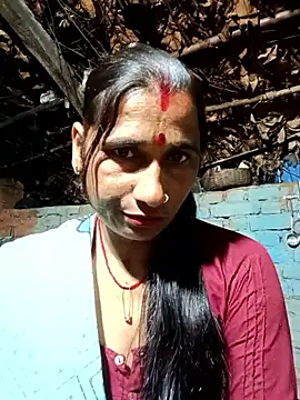 Snapshot of Hot_bhi38 chatting on 04.15.26 Hot bhi38 online show from 04.15.26