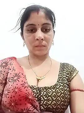 Snapshot of Hot_ree85 chatting on 05.06.26 Hot ree85 online show from 05.06.26