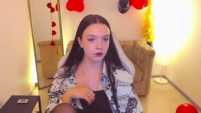 Snapshot of Emily_tender chatting on 02.11.26 Emily tender online show from 02.11.26